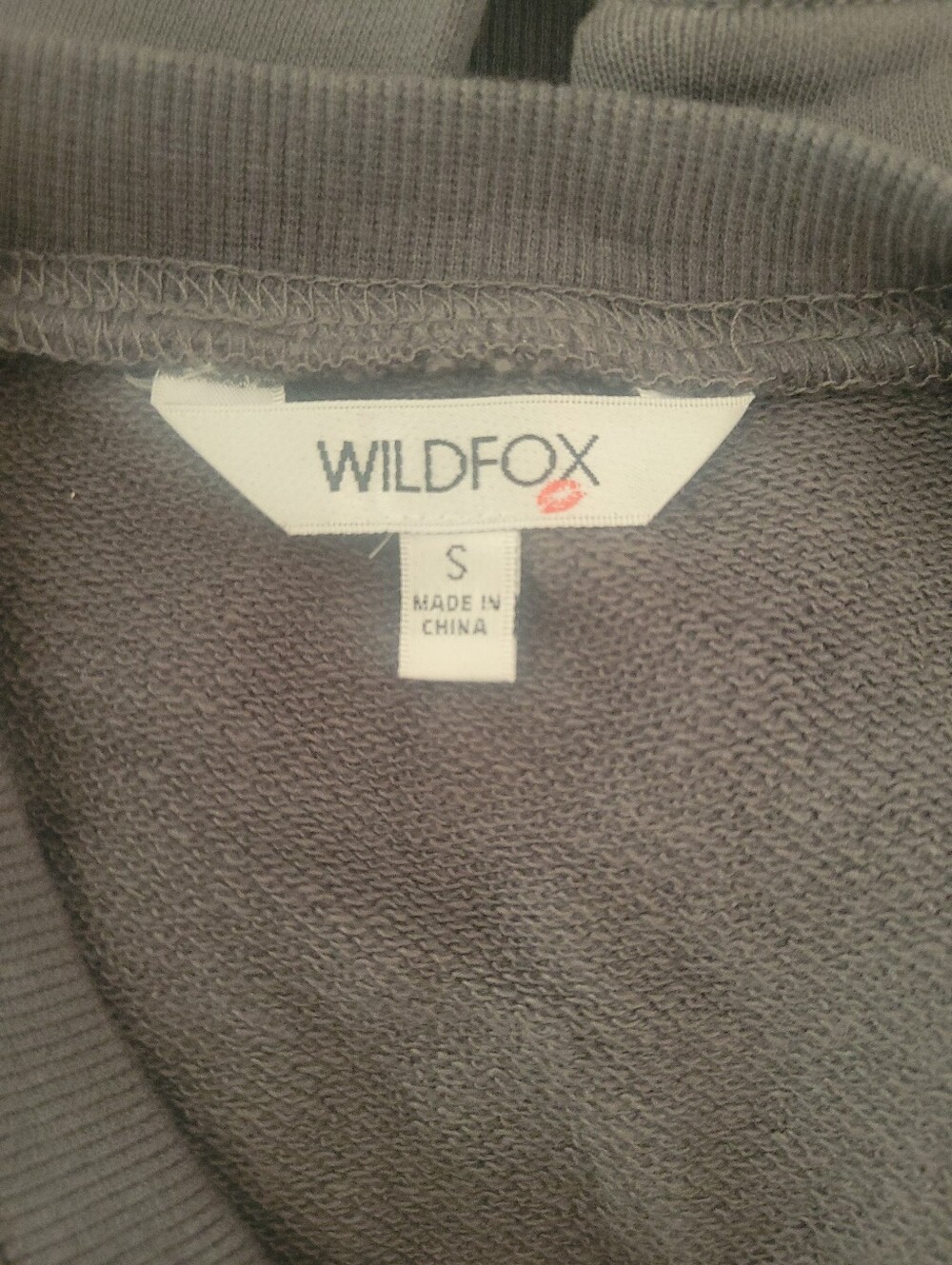 Wildfox I Wish It Was Saturday Graphic Sweatshirt Gray Pink Heart Oversized S - Picture 8 of 9